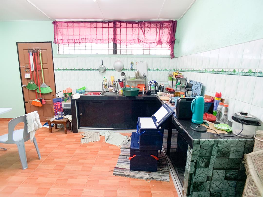 SINGLE STOREY TAMAN CEMPAKA SARI 3 KLANG - photo 9