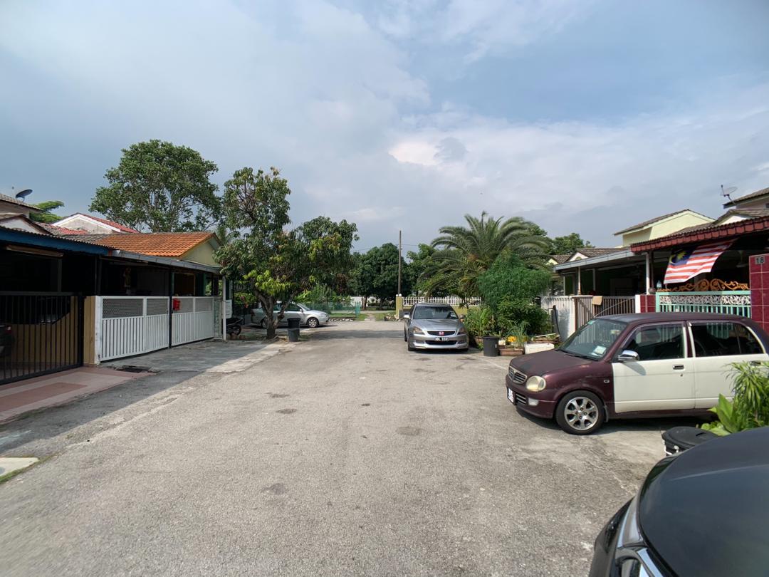 SINGLE STOREY TAMAN CEMPAKA SARI 3 KLANG - photo 12