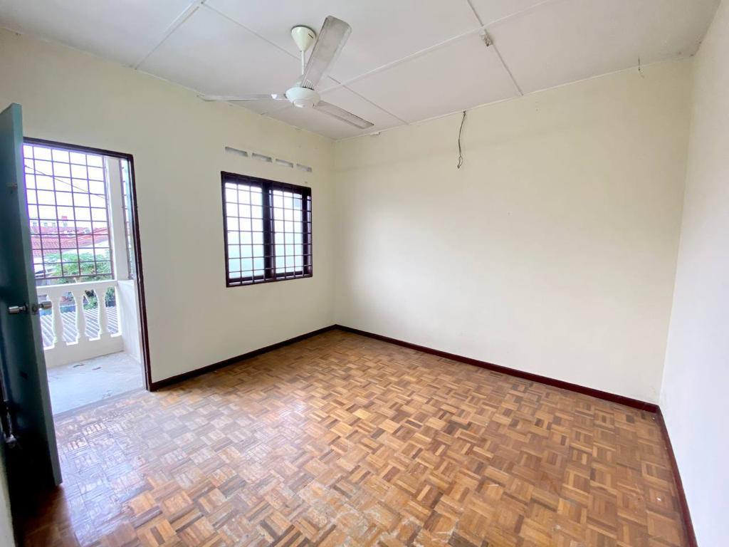 Double Storey Intermediate Telok Panglima Garang - photo 6
