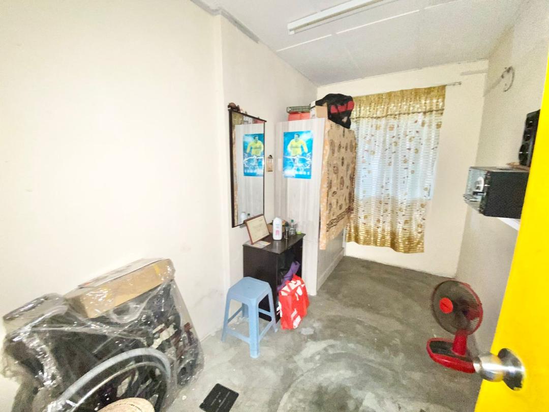 FREEHOLD 2 Sty Terrace Lorong Congkak, Sg Kandis, - photo 3