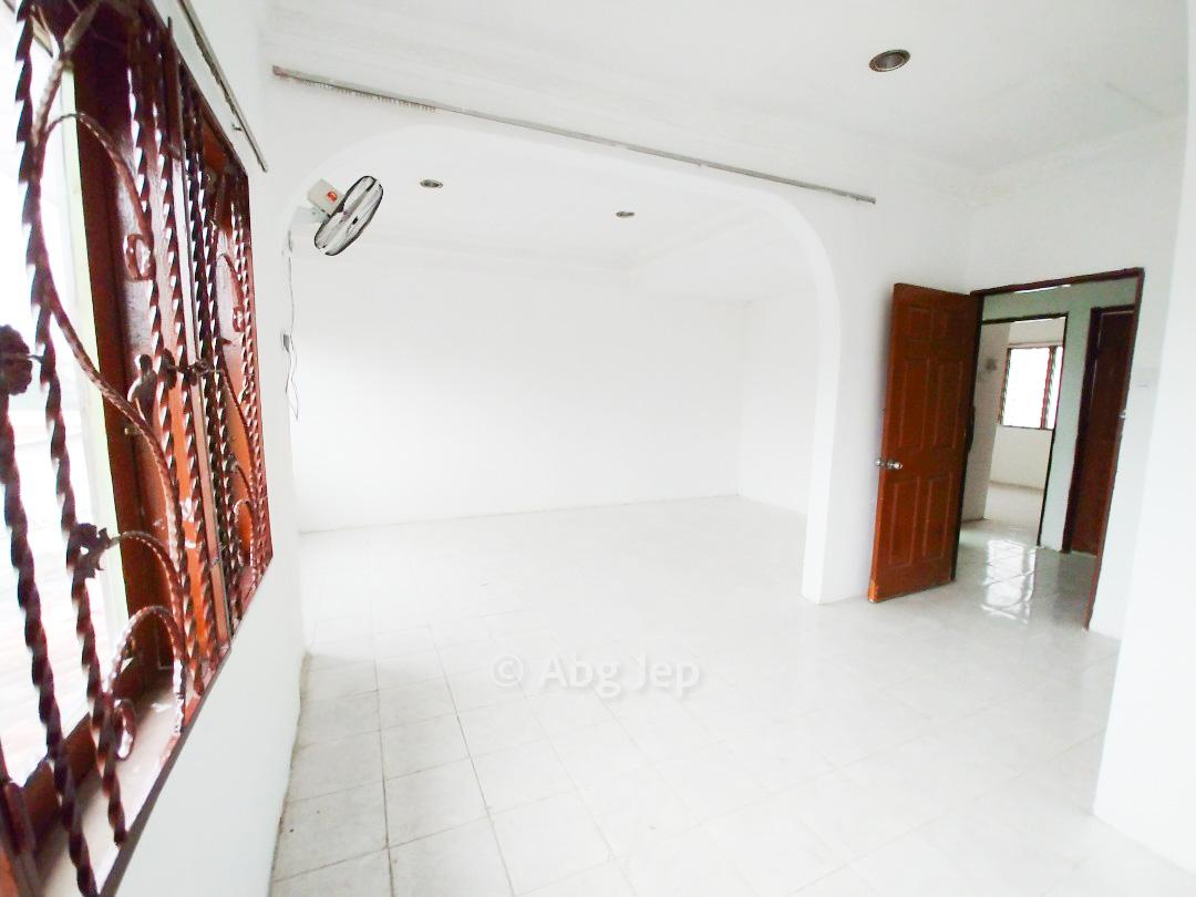 Taman Alam Nyata Seksyen 36 Jalan Kebun - photo 6