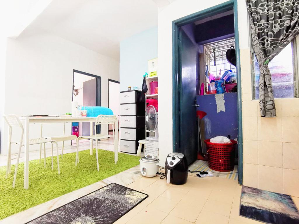 APARTMENT WARNASARI 3, PUNCAK ALAM - photo 6