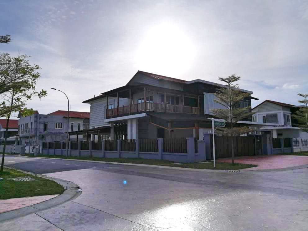 End Lot Semi-Detached House Temasya Cinta - photo 1