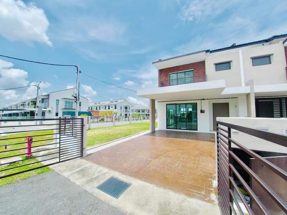 Corner Lot Saujana Utama Klia - photo 1