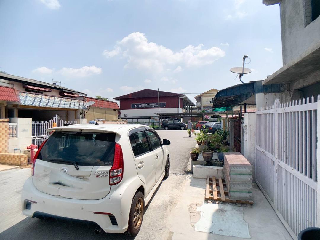 Double Storey Kg Idaman Pandamaran Port Klang - photo 4
