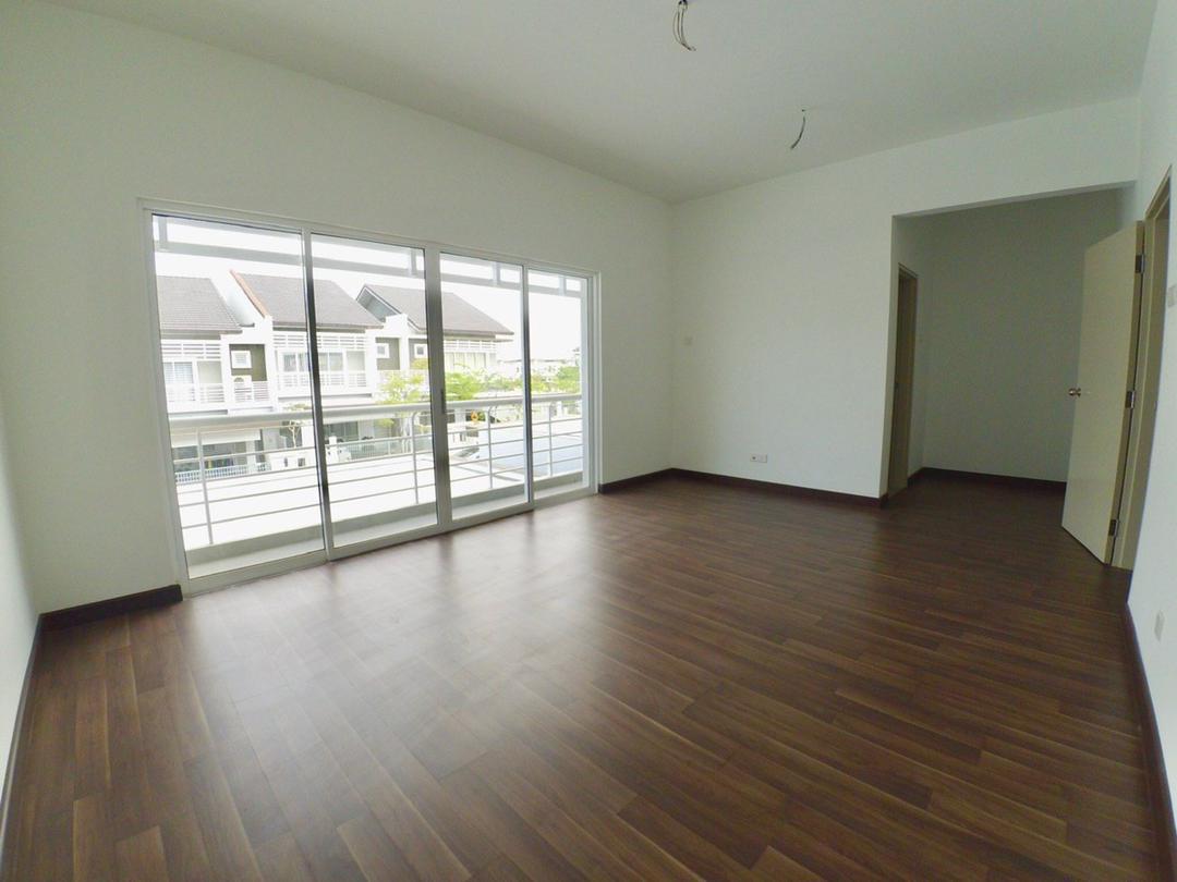 Double Storey Terrace House Laman Azalea - photo 5