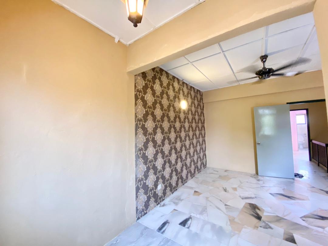 Double Storey House, Taman Putra Perdana, Puchong - photo 12