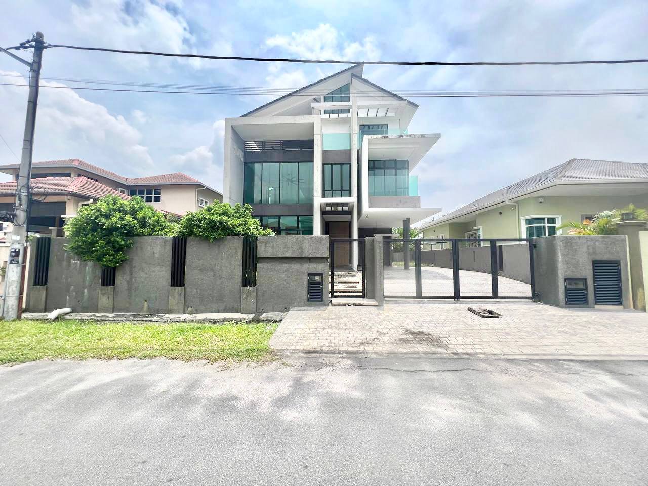 Bungalow, Taman Universiti, Bangi