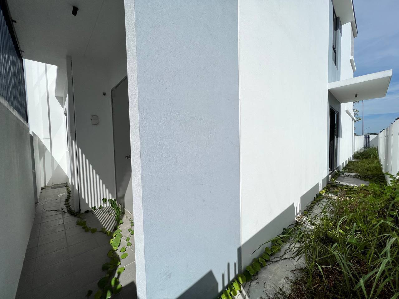 2 STOREY TERRACE END LOT SWANS BANDAR RIMBAYU - photo 3