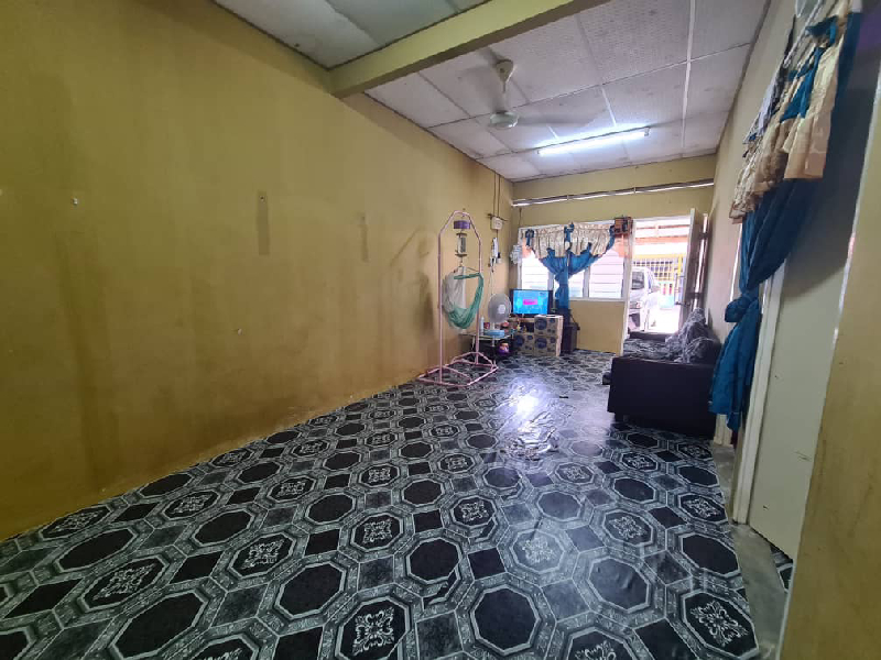 Rumah teres setingkat kos rendah beserta 1 lot tanah di Taman Batu Gajah Pasir Merlimau untuk dijual - photo 3