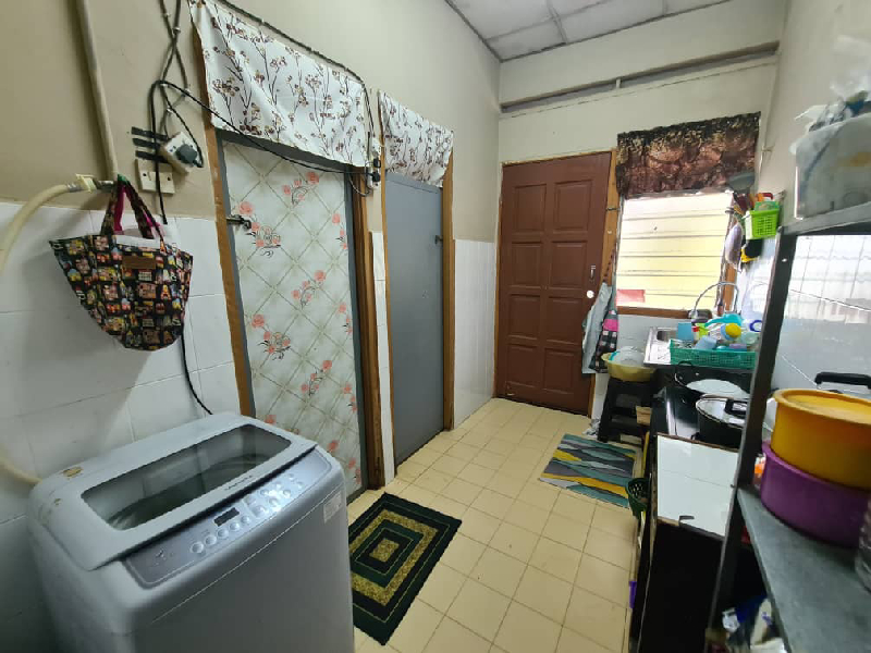 Rumah teres setingkat kos rendah beserta 1 lot tanah di Taman Batu Gajah Pasir Merlimau untuk dijual - photo 7