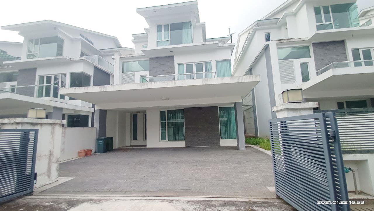 THREE STOREY BUNGALOW DAMAISARI WANGSA MELAWATI