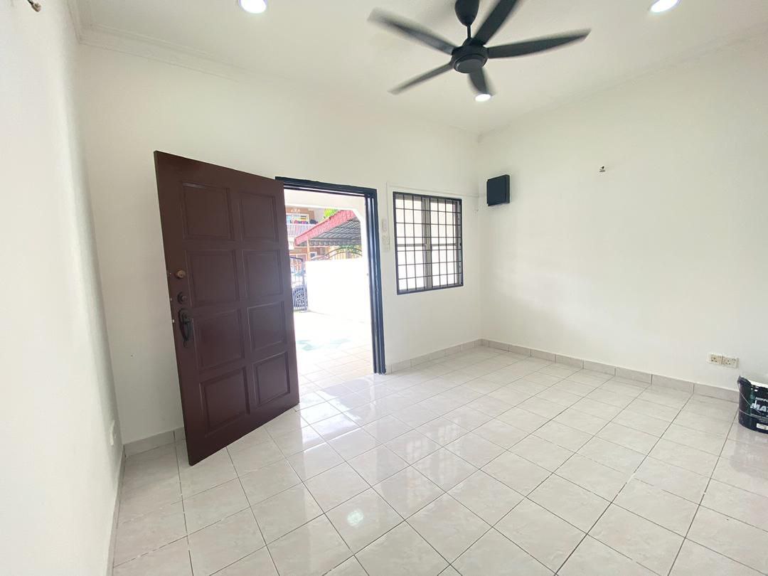Two Half Storey Inter Taman Sri Gombak Fasa 10 - photo 4