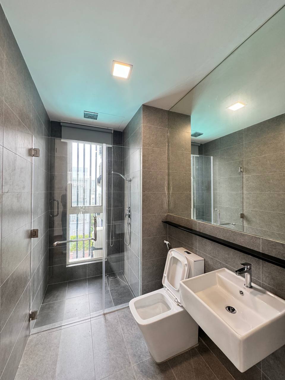 Three Storey Bungalow Lakefront Villa Cyberjaya - photo 8