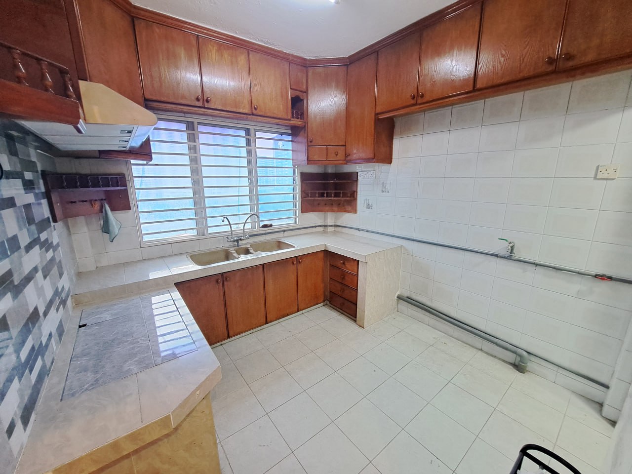 Teratai Mewah Setapak Partly Furnish - photo 9