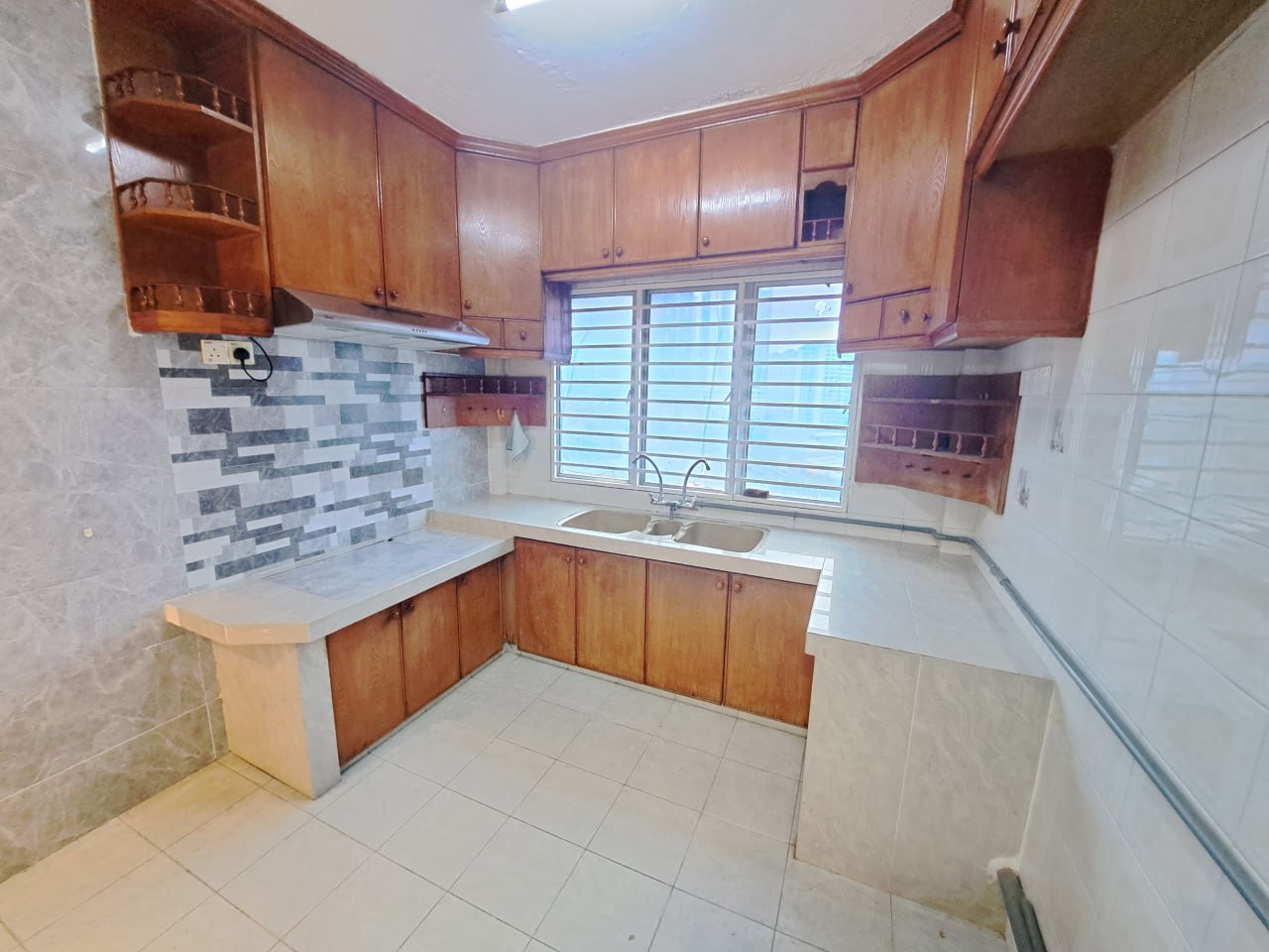 Teratai Mewah Setapak Partly Furnish - photo 10