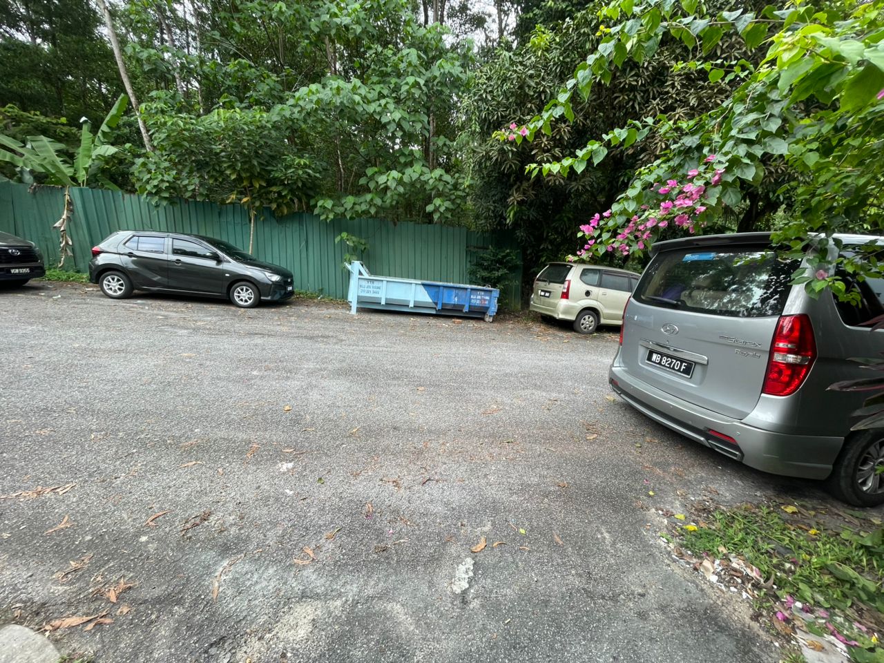 Three Storey Move In Condition Tmn Selayang Mulia - photo 4