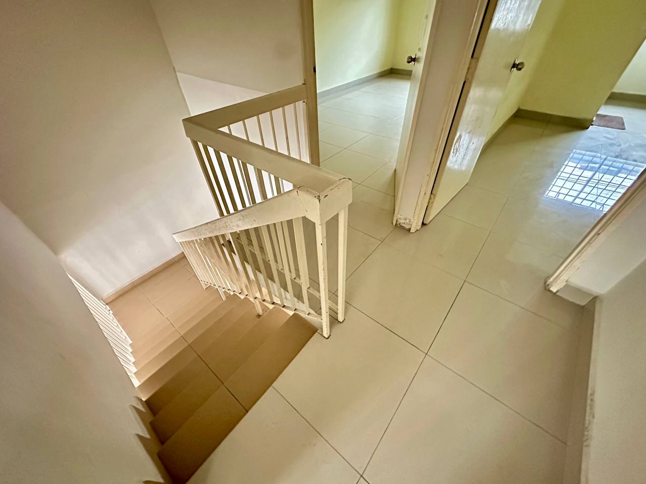 Double Storey Inter Taman Kelana Indah Ss7 Pj - photo 11