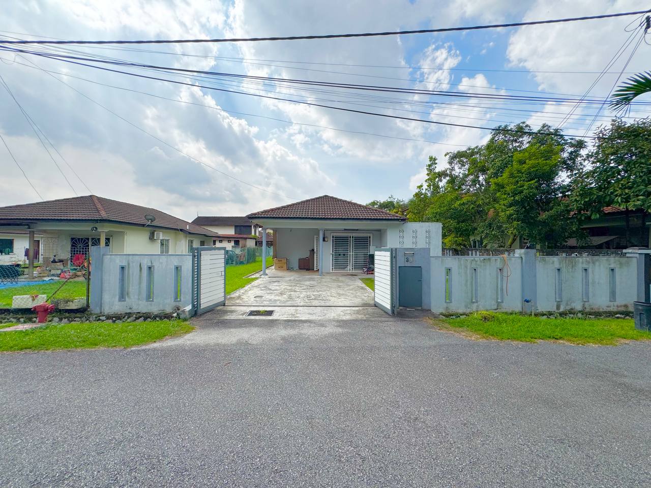Single Storey Bungalow House, Desa Subang Permai, - photo 3
