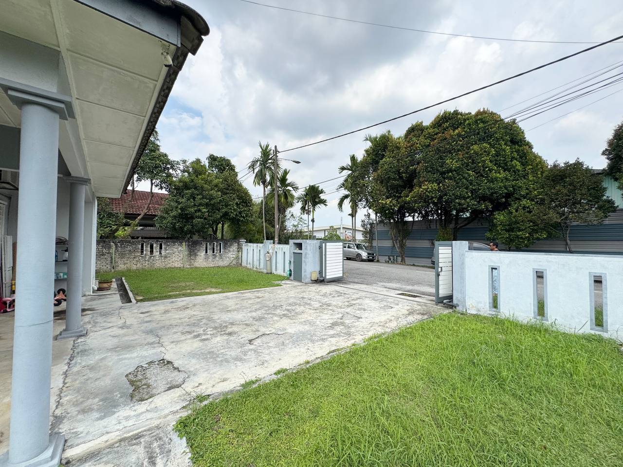 Single Storey Bungalow House, Desa Subang Permai, - photo 4