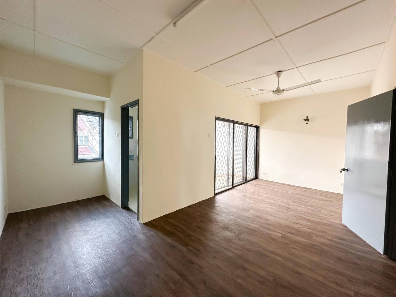 Double Storey Basic Unit Usj 2 Inter - photo 12
