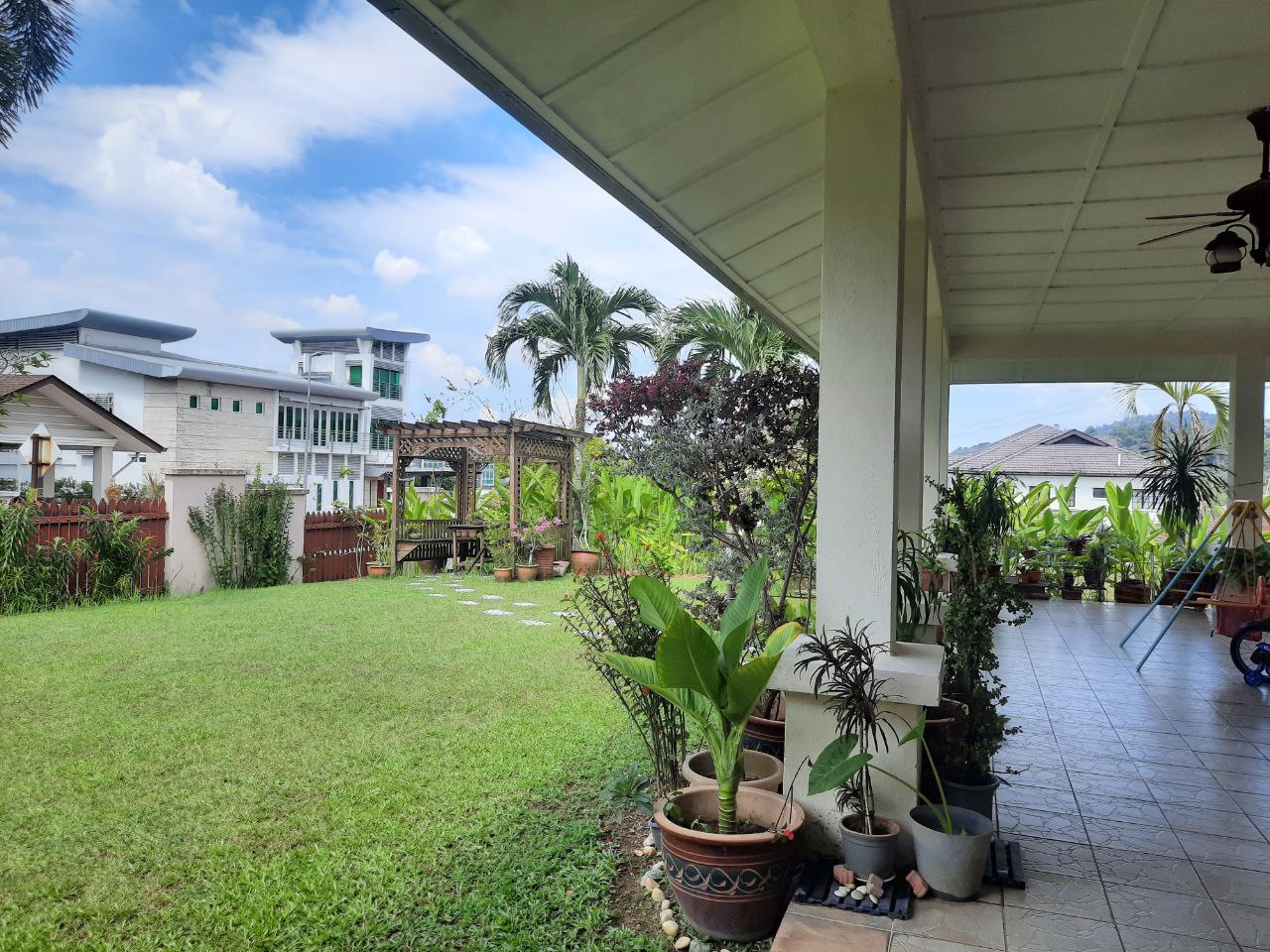 Double Storey Bungalow Seksyen 8 - photo 5