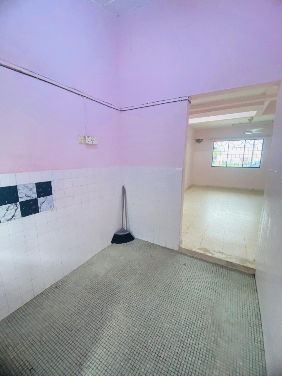 Double Storey Inter Taman Kantan Permai Kajang - photo 7