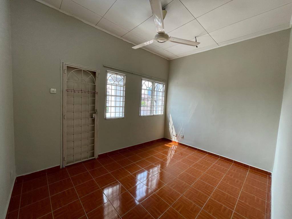 Double Storey Inter Usj 22 Subang Jaya - photo 5