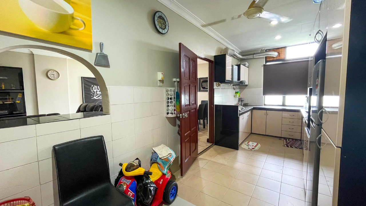 Two Half Storey Lake View Homes Puchong Fully Furn - photo 7