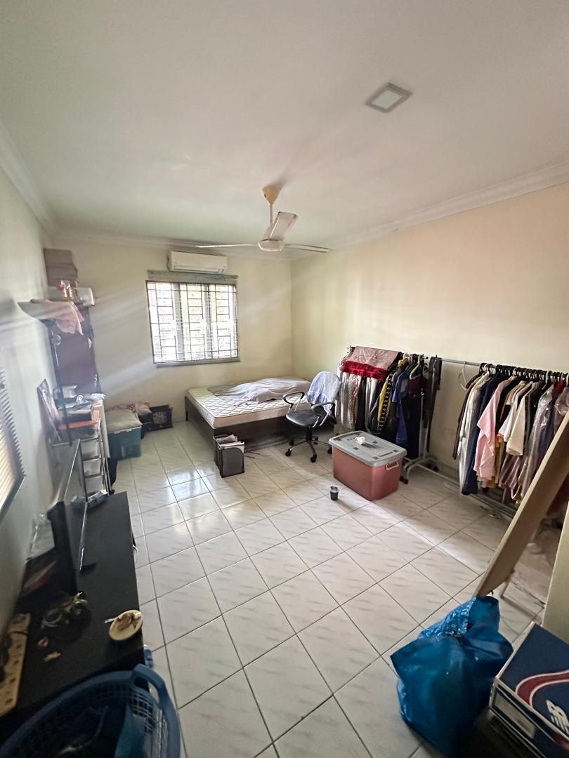 Rumah Teres 2 Tingkat Taman Keramat AU2A - photo 4