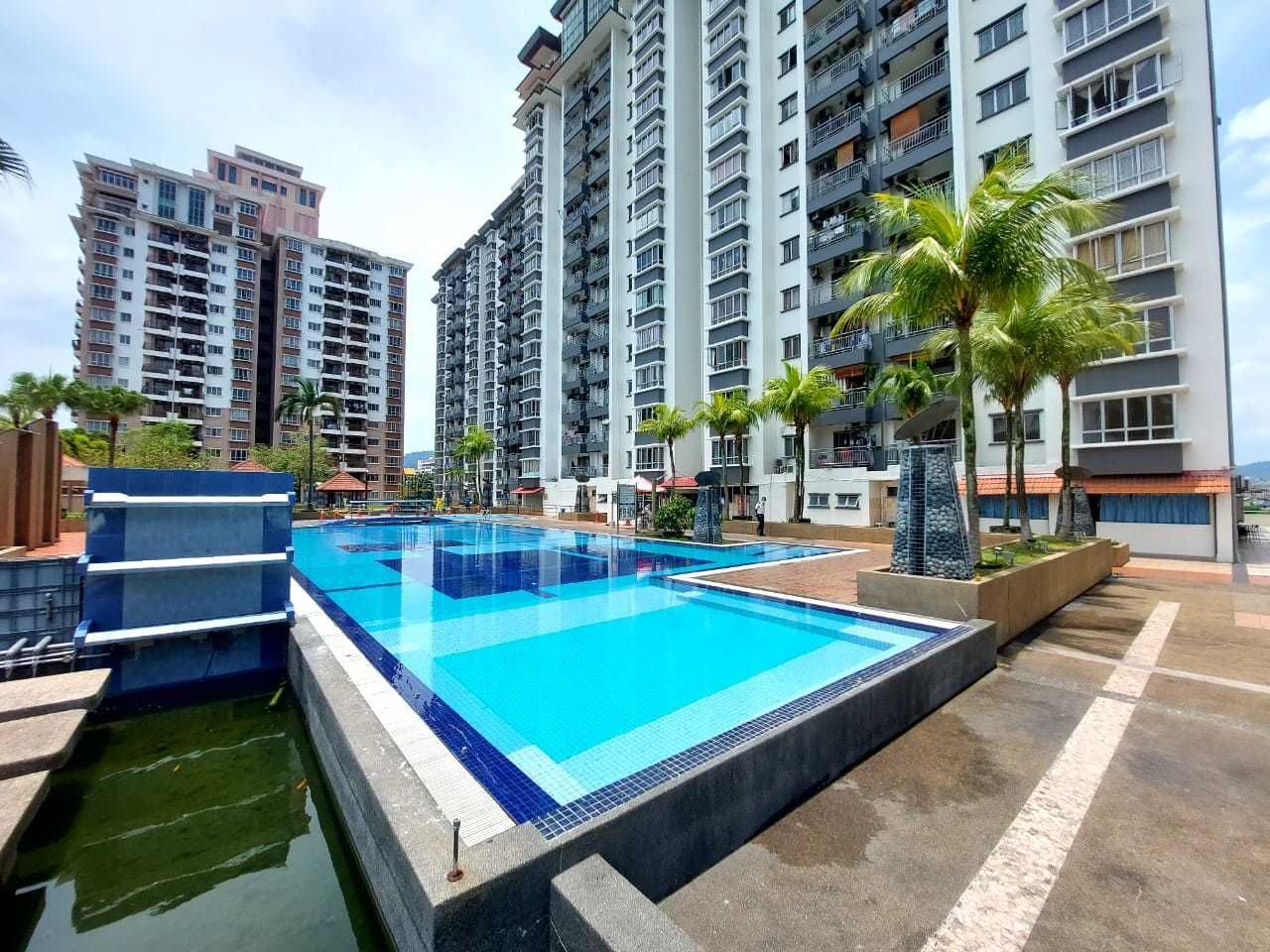 Ampang Boulevard Condo Facing Swimming Pool - photo 3