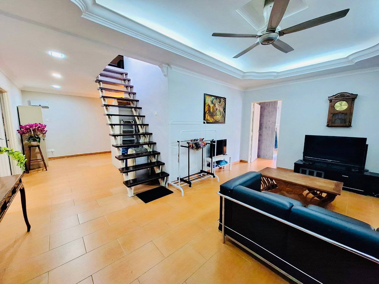 Double Storey Corner Taman Ampang Indah - photo 13