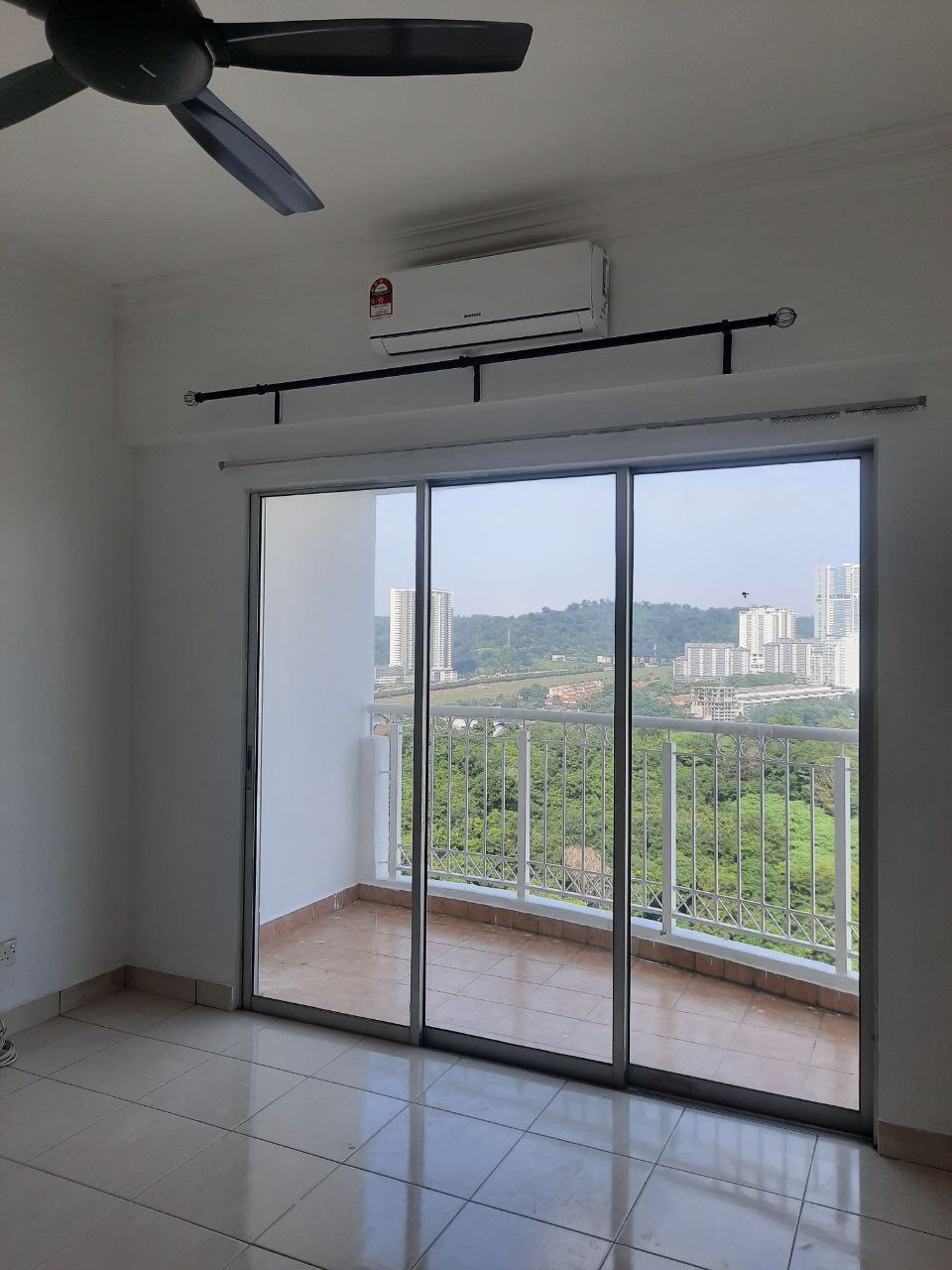 Villa Makmur Dutamas Untuk Disewakan - photo 8