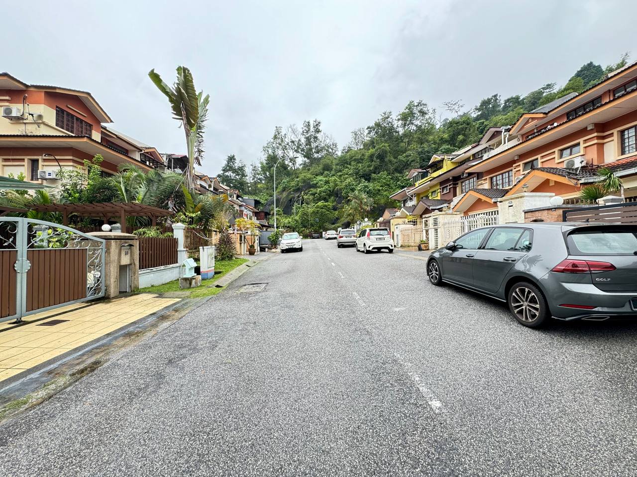 Three Storey Inter Laman Oakleaf Bukit Antarabangs - photo 4