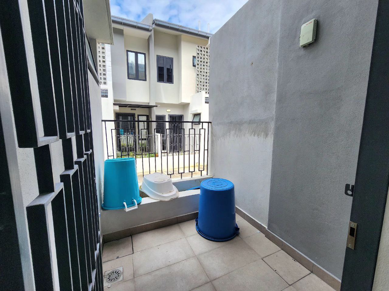 Double Storey Inter Elmina Green 4 Seksyen u17 - photo 11