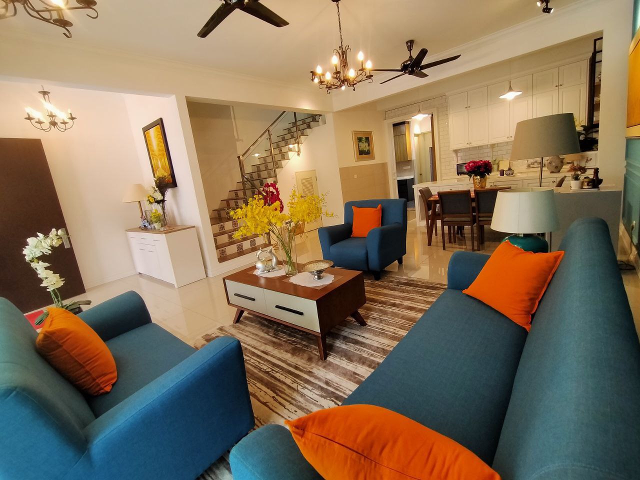 Three Storey Superlink Lake Point Residence Cyber - photo 3