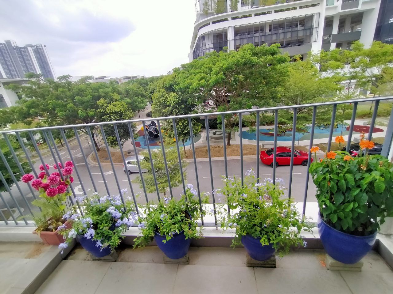 Three Storey Superlink Lake Point Residence Cyber - photo 4