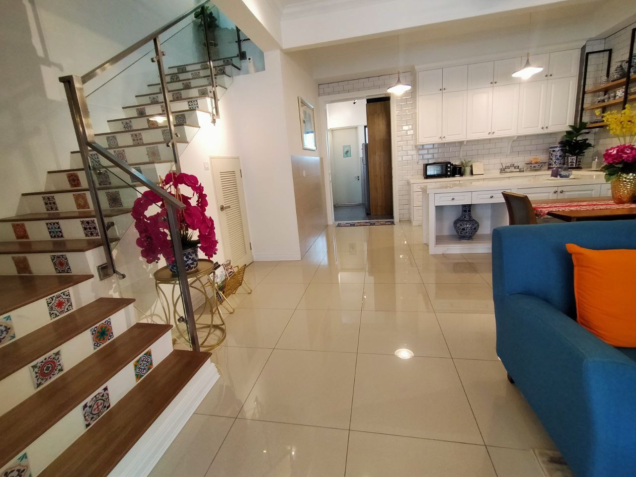 Three Storey Superlink Lake Point Residence Cyber - photo 5