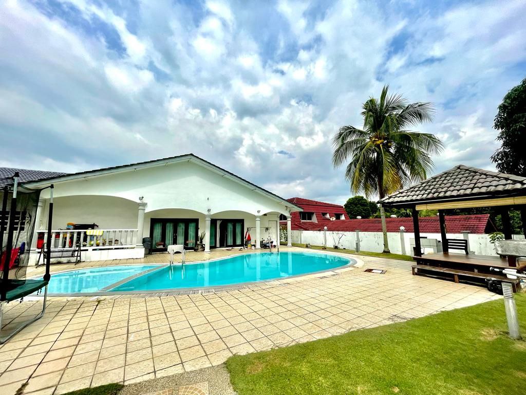 Single Storey Bungalow Pool Seksyen 3 Shah Alam - photo 3