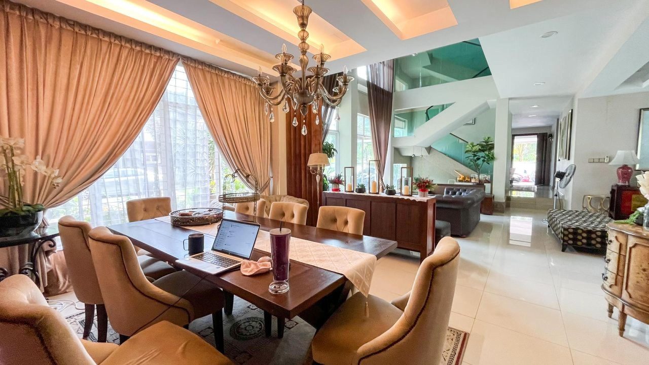 Two and Half Storey Bungalow Near Bukit Rahman Put - photo 8