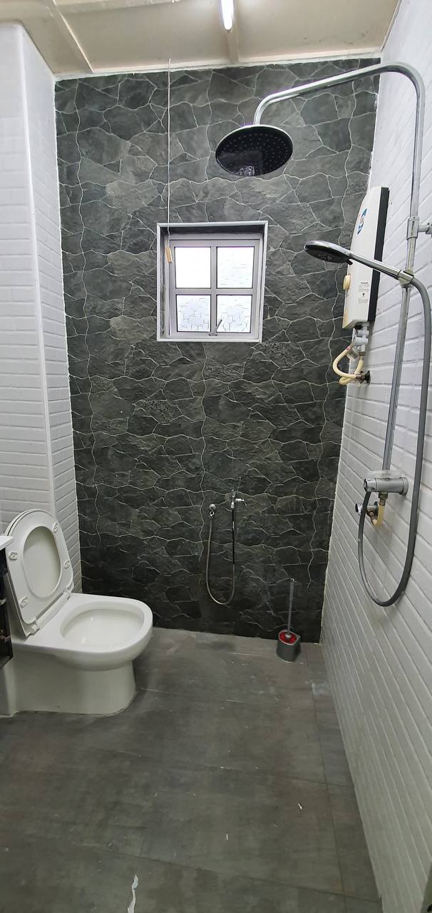 Double Storey Inter Taman Pinggiran Bt Caves - photo 5