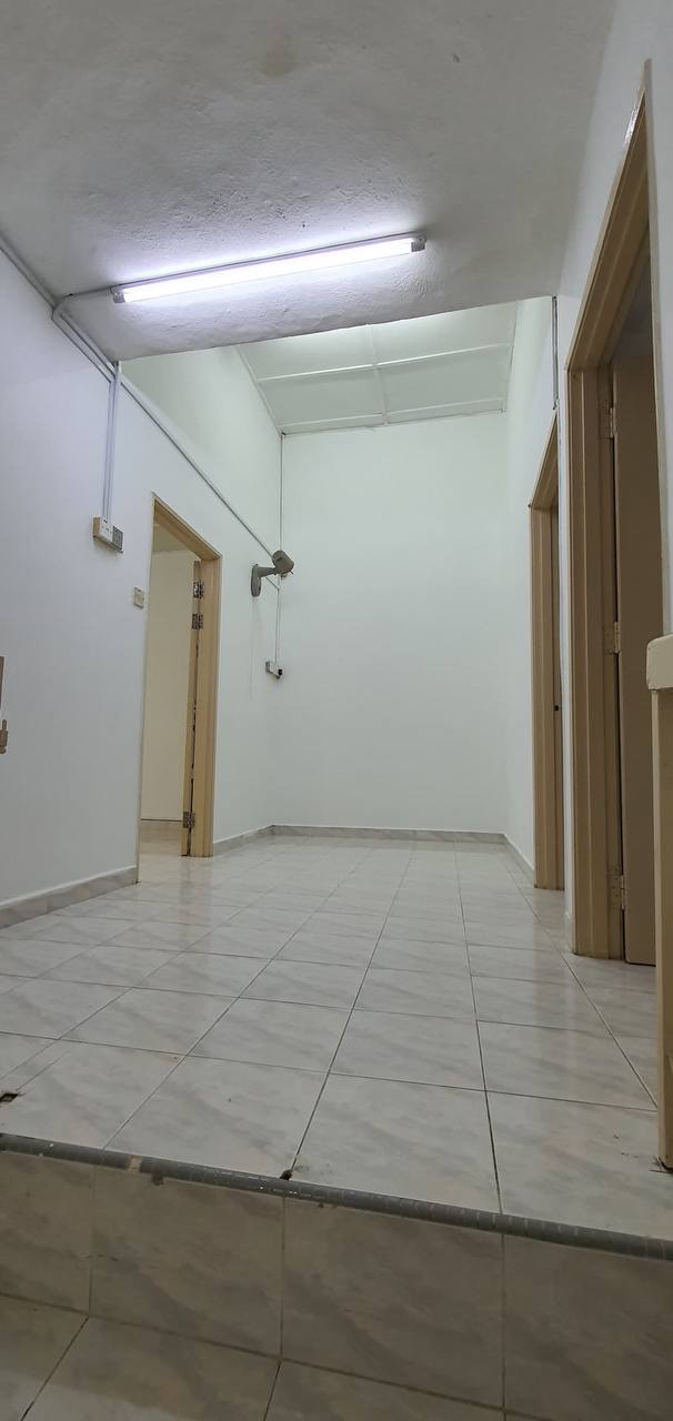 Double Storey Inter Taman Pinggiran Bt Caves - photo 12