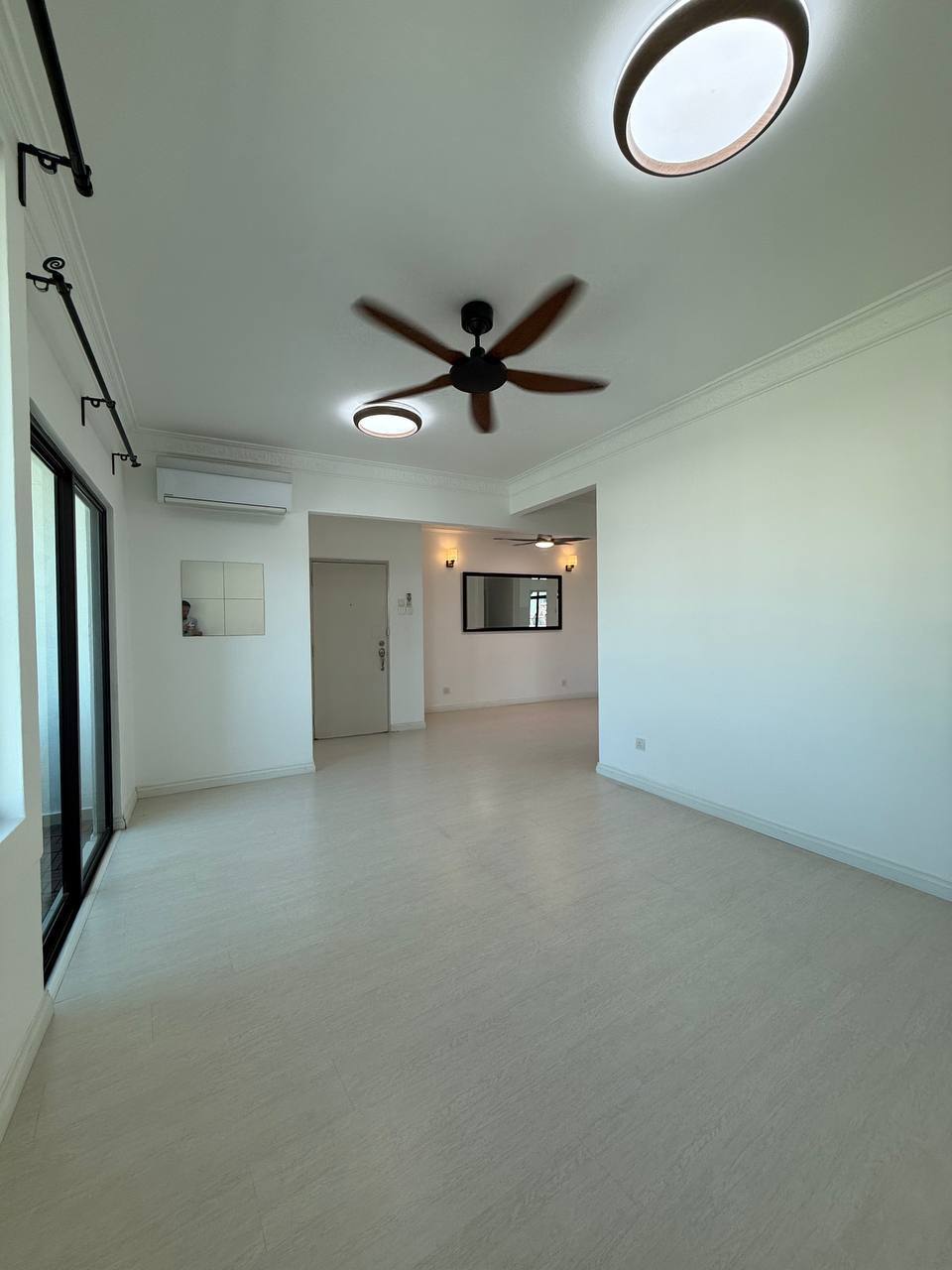 Two Storey Endlot Upper Level Townhouse Sri Ayu Se - photo 8