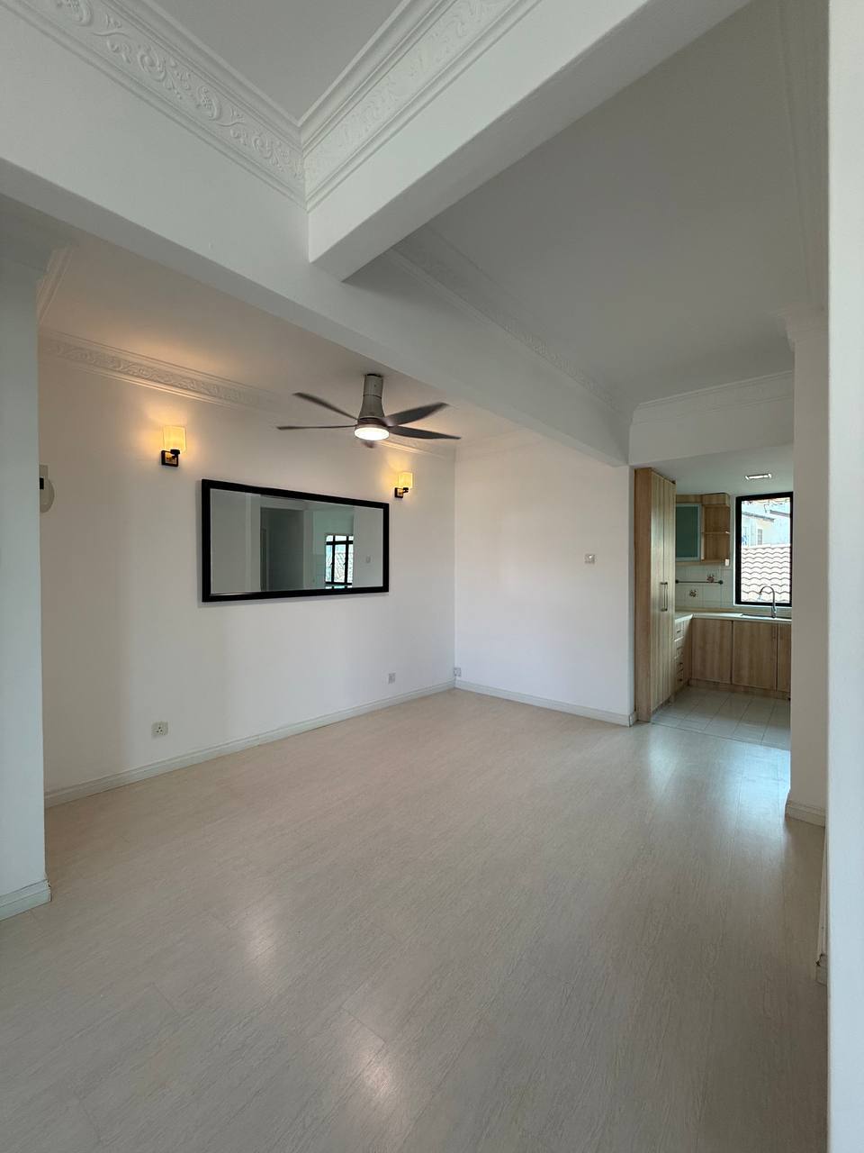 Two Storey Endlot Upper Level Townhouse Sri Ayu Se - photo 12