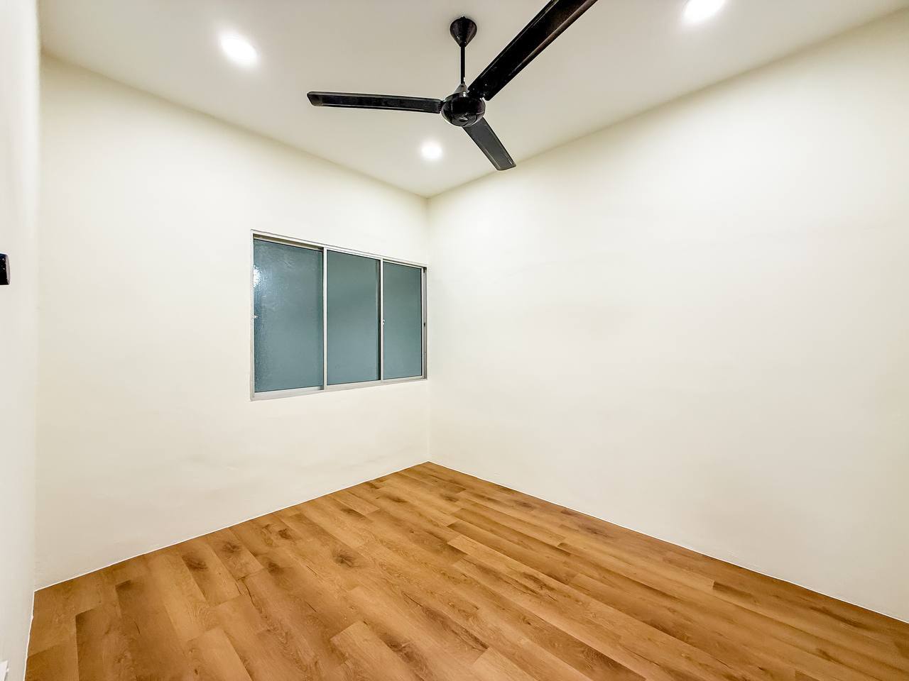 Single Storey Jalan Tioman Taman Setapak Newly Re - photo 12