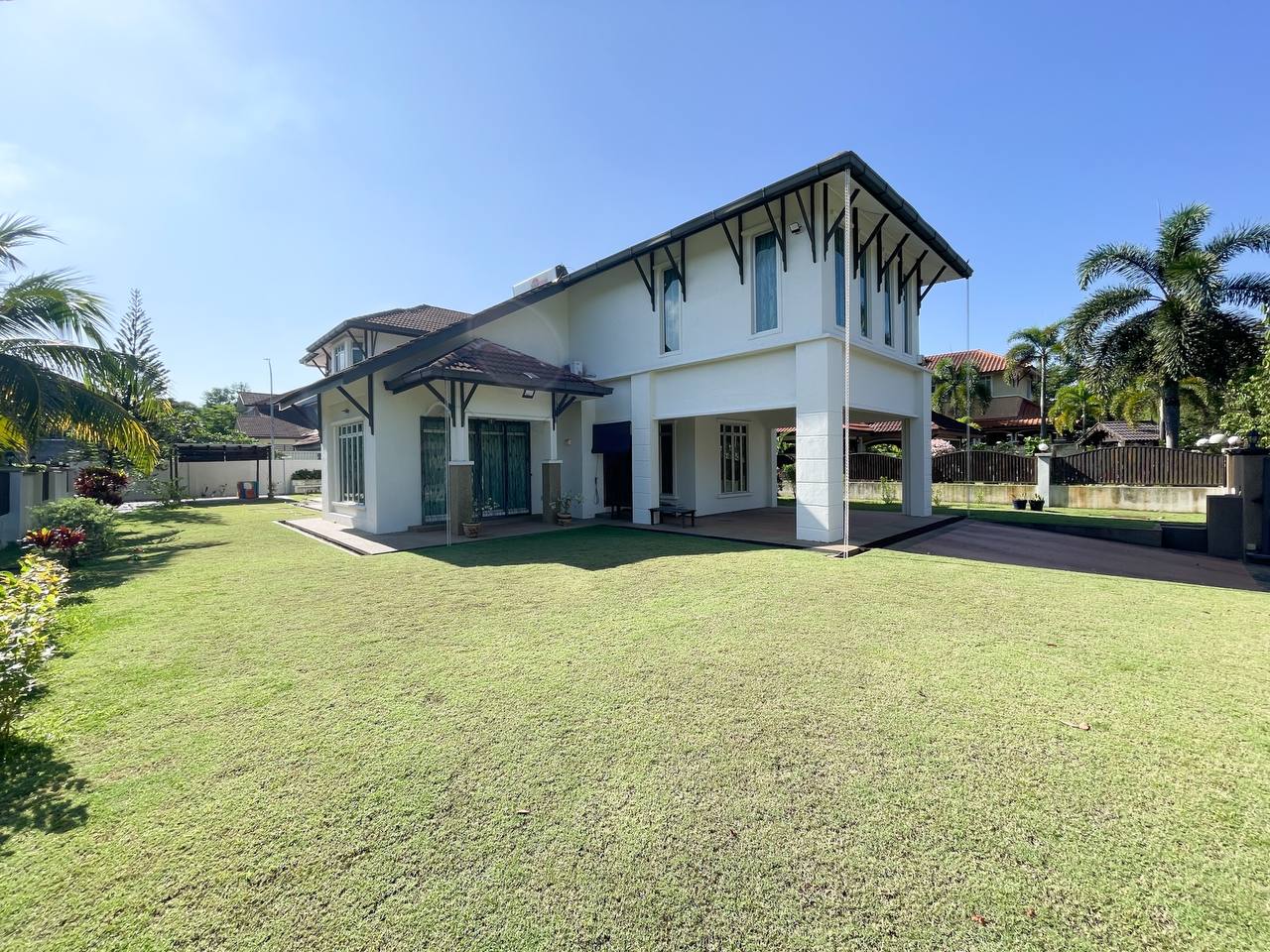Double Storey Bungalow Pinggir Rahman Putra - photo 2
