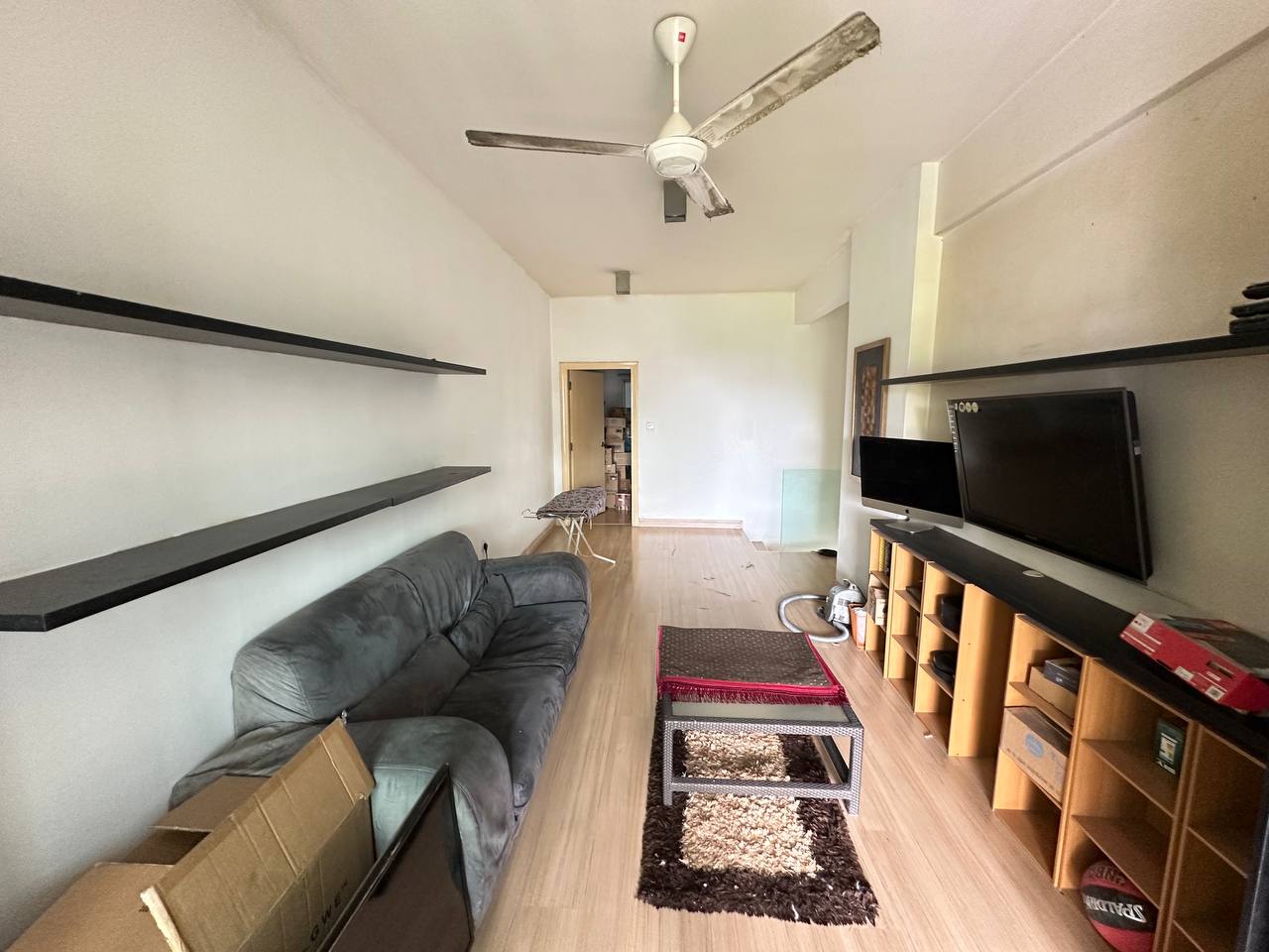 Partly Furnish Armanee Duplex Damansara Perdana - photo 10
