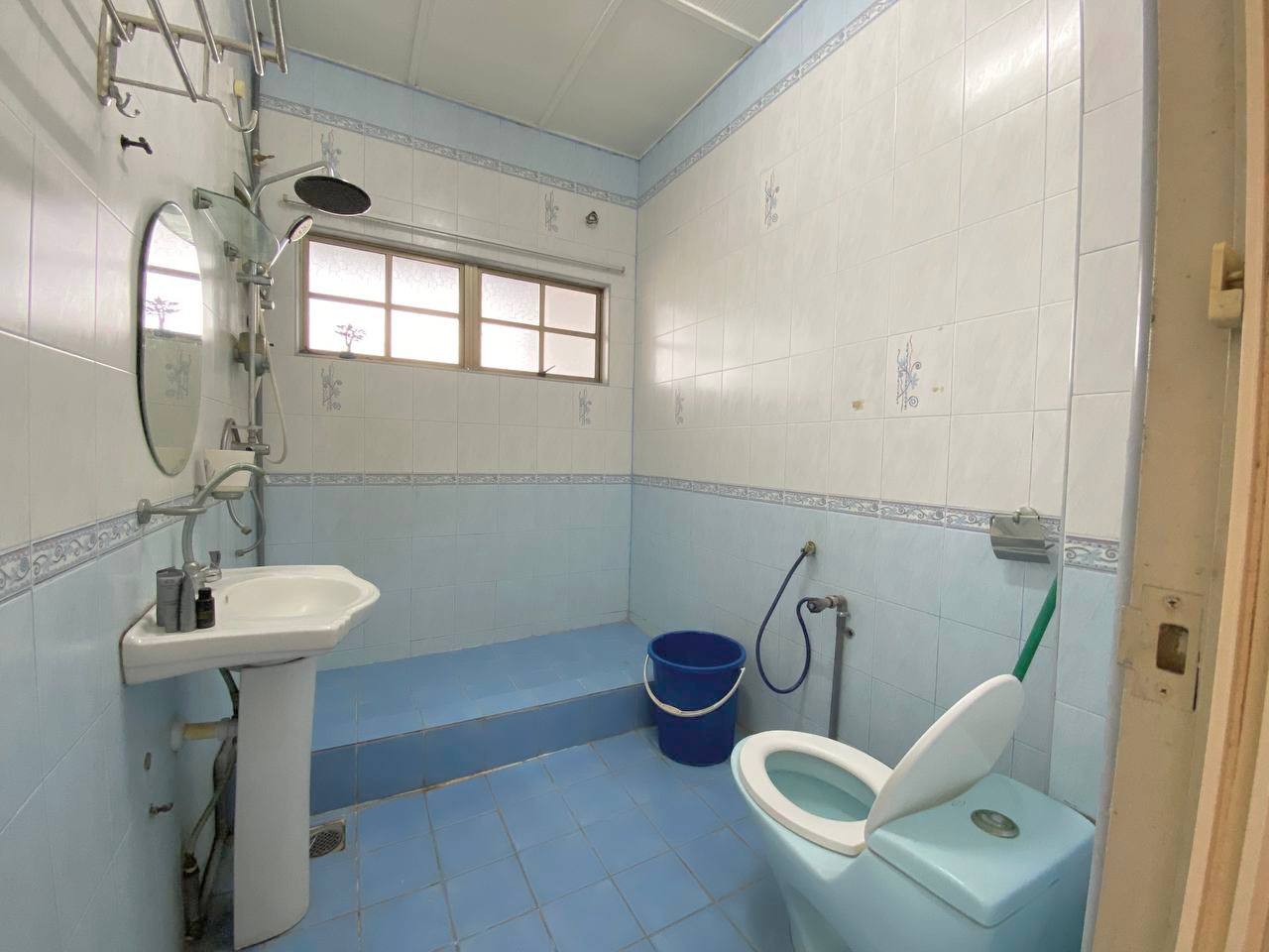 Double Storey Inter Seksyen 11 Shah Alam - photo 2