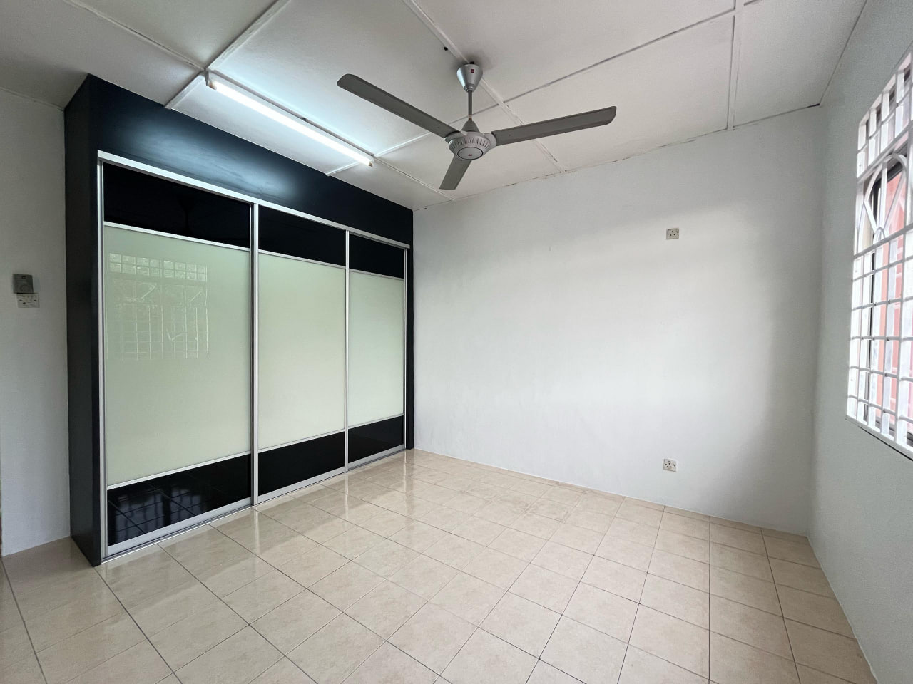 Double Storey Inter Bandar Pinggiran Subang - photo 12