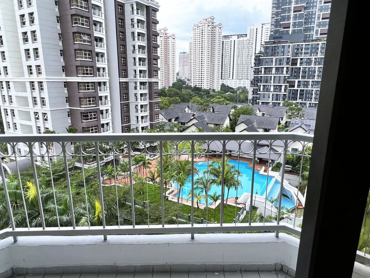 Angkupuri Condominium Mont Kiara Fully Furnish - photo 4